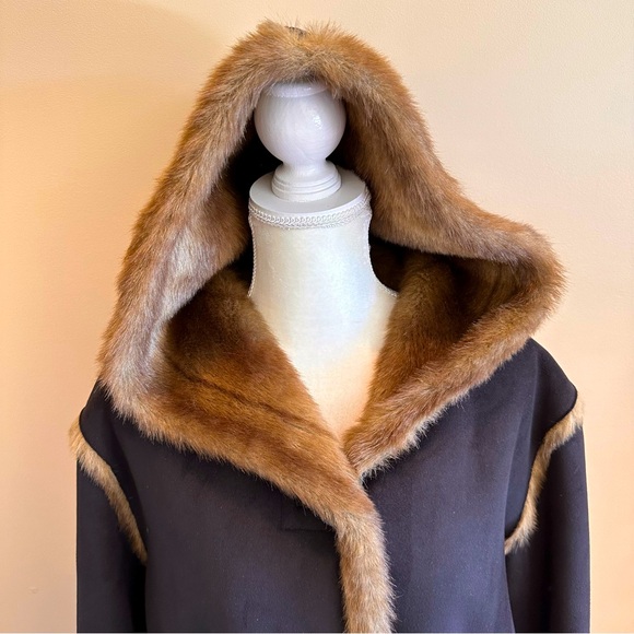 Dennis Basso Faux Fur and Suede Winter Coat Reversible Brown and Black Size Lg - Picture 2 of 9